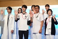 ドラマ「ザ・トラベルナース」制作発表記者会見の様子