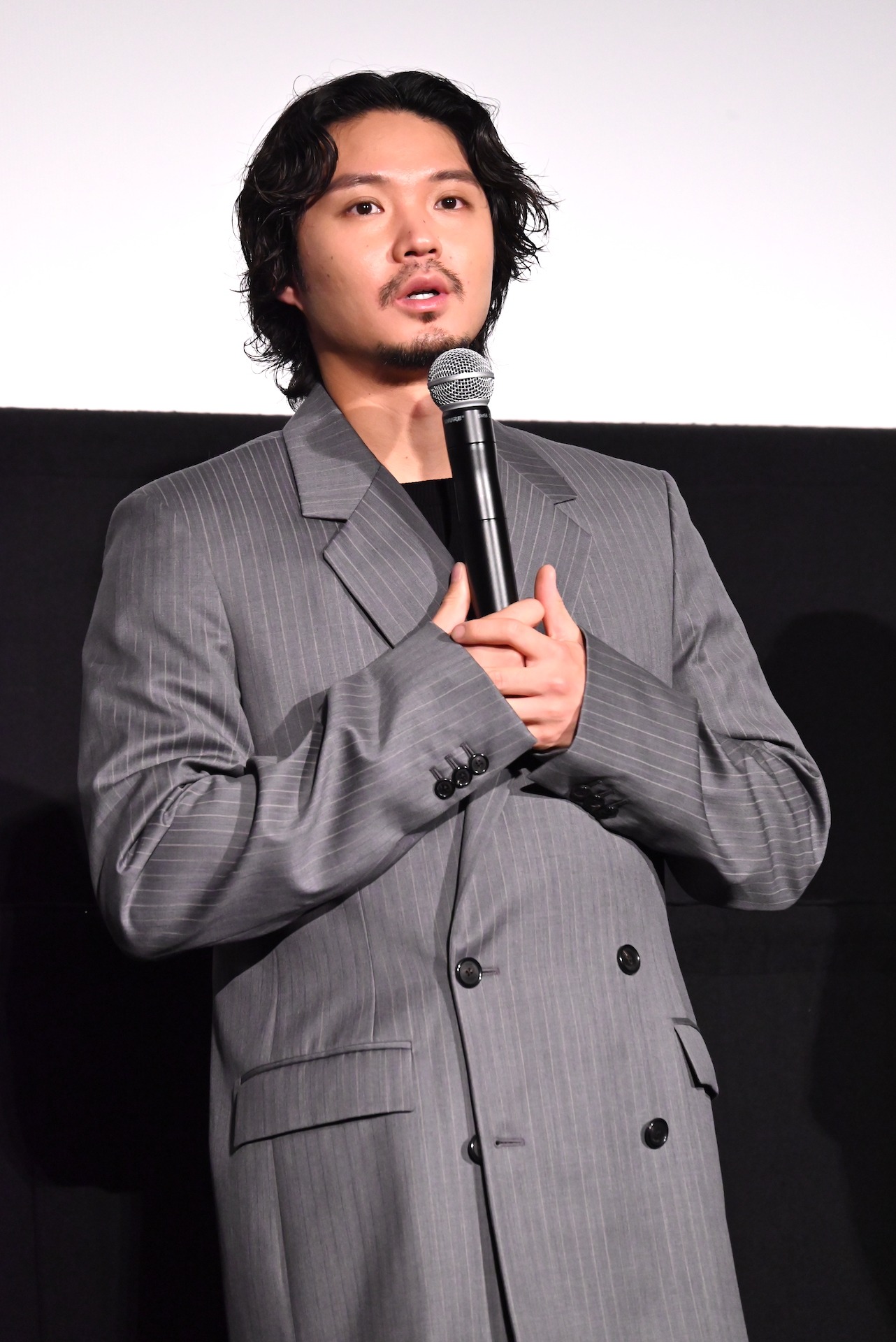 磯村勇斗