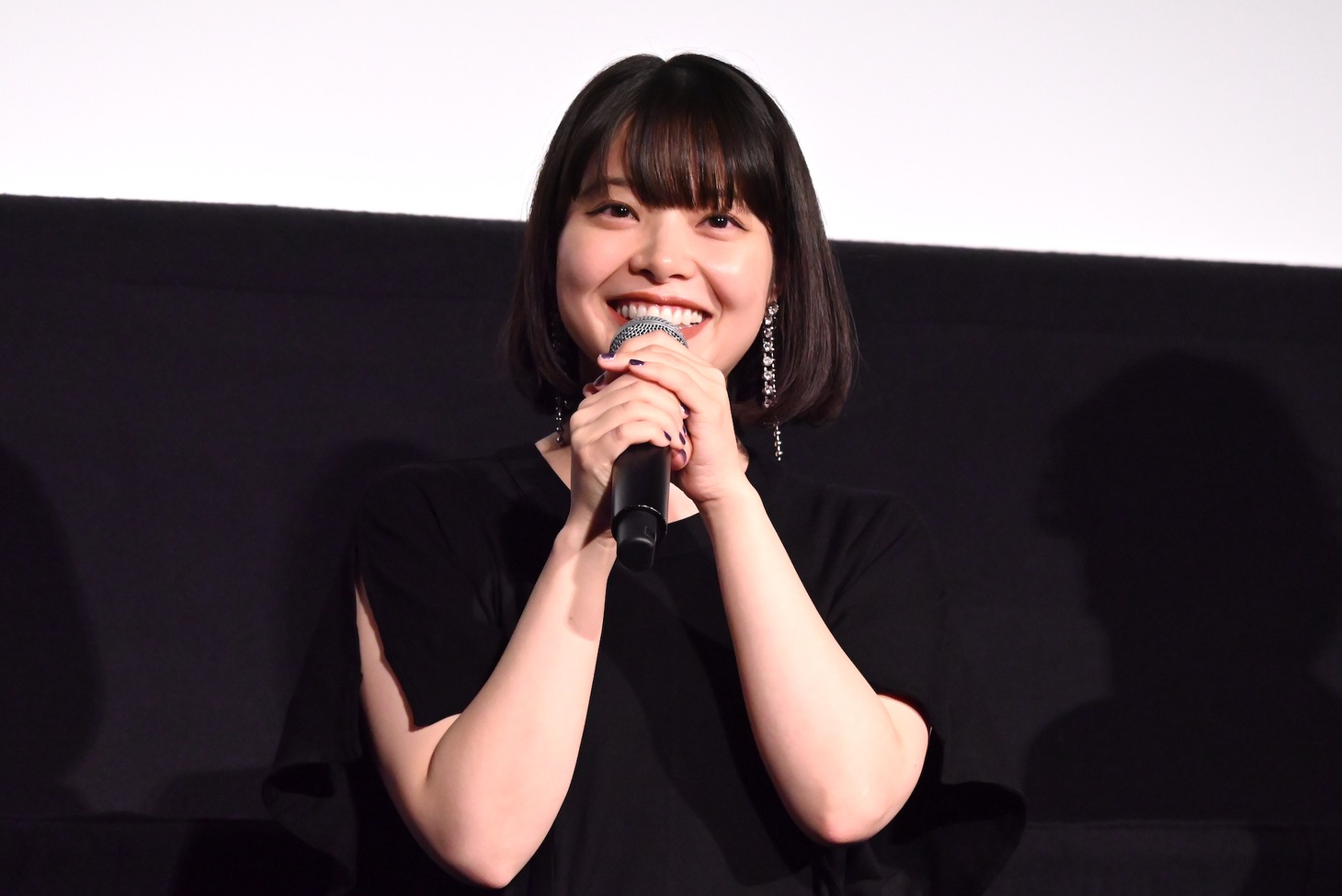 岸井ゆきの