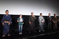 左から田村ツトム、沙倉ゆうの、山口馬木也、冨家ノリマサ、井上肇、高寺裕司