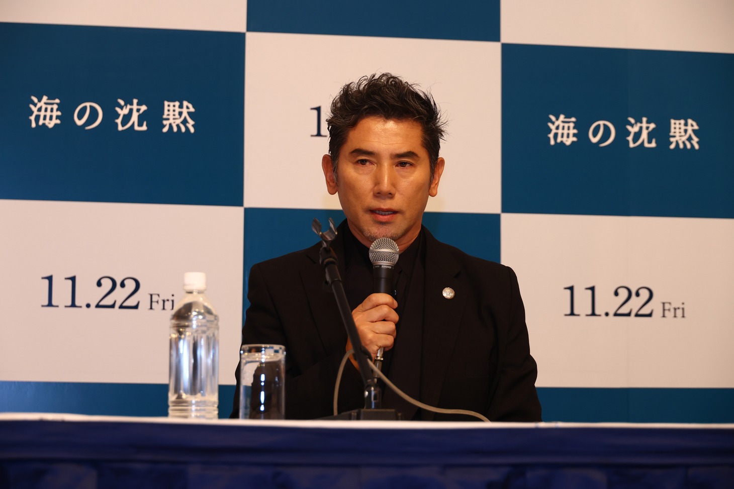 本木雅弘