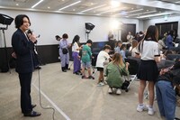 親子試写会で行われた「隠蔽看破」の様子