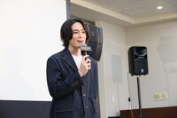 親子試写会に参加した間宮祥太朗