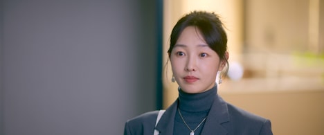 バイ・バイハー（白百何）演じるジェン・ビン（簡氷）