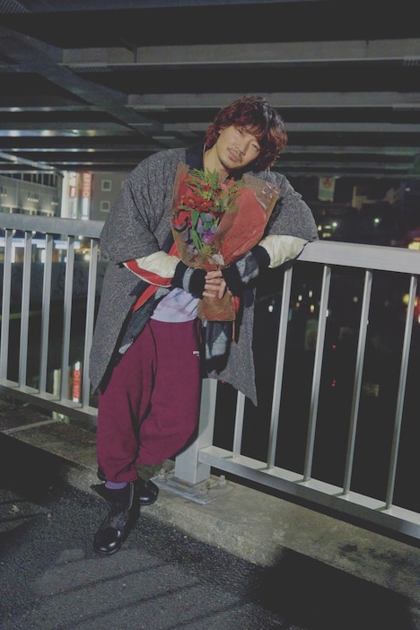 映画「まる」綾野剛のオールアップの様子