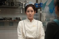 夜ドラ「バニラな毎日」より、蓮佛美沙子演じる白井葵