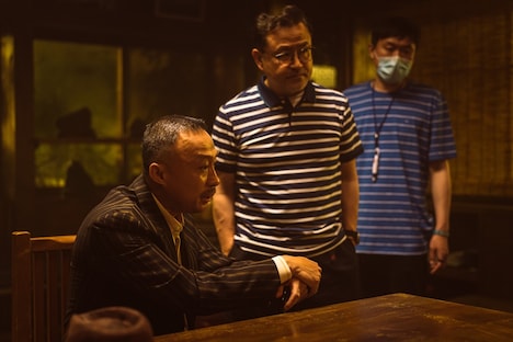 「対外秘」メイキング写真よりイ・ソンミン(左)、イ・ウォンテ(中央)