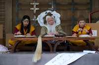 「聖☆おにいさん THE MOVIE～ホーリーメン VS 悪魔軍団～」場面写真