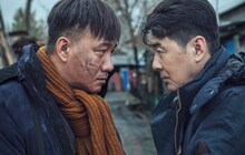 左からフー・ジュン（胡軍）演じる楊四（ヤン・スー）、チェン・ジエンビン（陳建斌）演じる関宇（グアン・ユー）