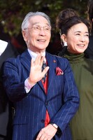 左から堺正章、風吹ジュン