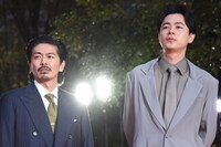 左から森田剛、成田凌