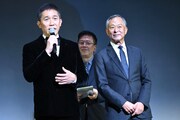 第37回東京国際映画祭コンペティション部門の審査委員長トニー・レオン（左）、審査員ジョニー・トー（右）