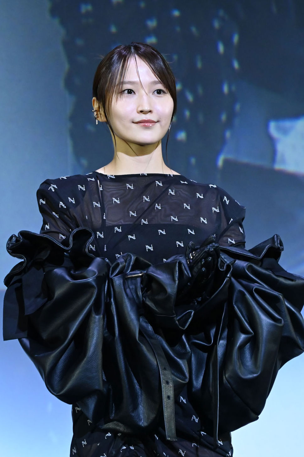 鞘師里保