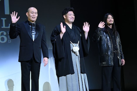 左から千原せいじ、小柳亮太、野村周平