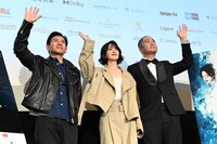 「チャオ・イェンの思い」インターナショナルプレミアの様子。ミディ・ジー（左）、チャオ・リーイン（中央）