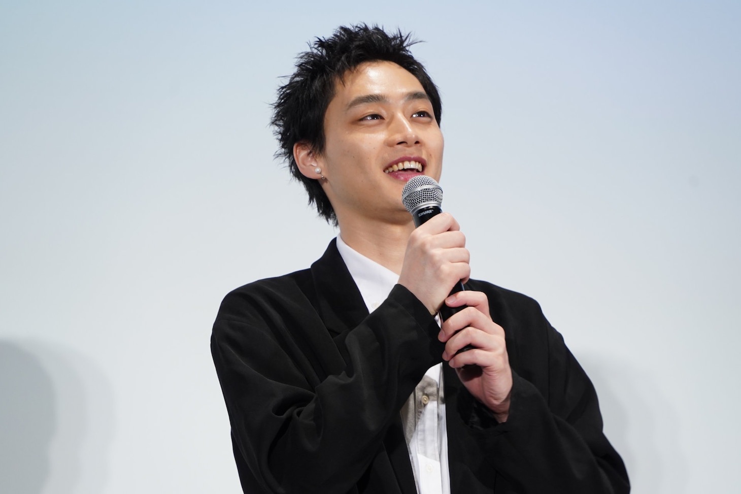 平井亜門