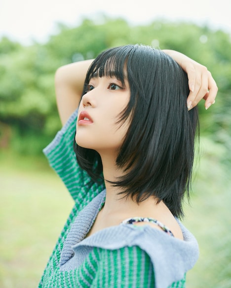 「原菜乃華カレンダー 2025.04-2026.03」先行カット