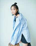 「原菜乃華カレンダー 2025.04-2026.03」先行カット