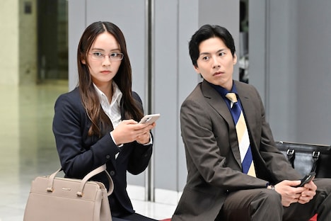 金曜ナイトドラマ「無能の鷹」スピンオフ「前編『はじめてのまうんと』編」より