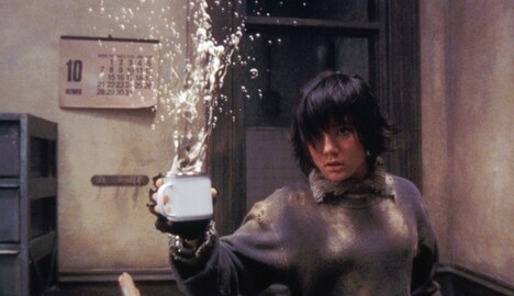 「Returner(リターナー)」場面写真 (c)2002 FUJI TELEVISION NETWORK/TOHO/AMUSE PICTURES/ROBOT/SHIROGUMI/IMAGICA All rights reserved.