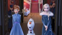「アナと雪の女王／家族の思い出」場面カット