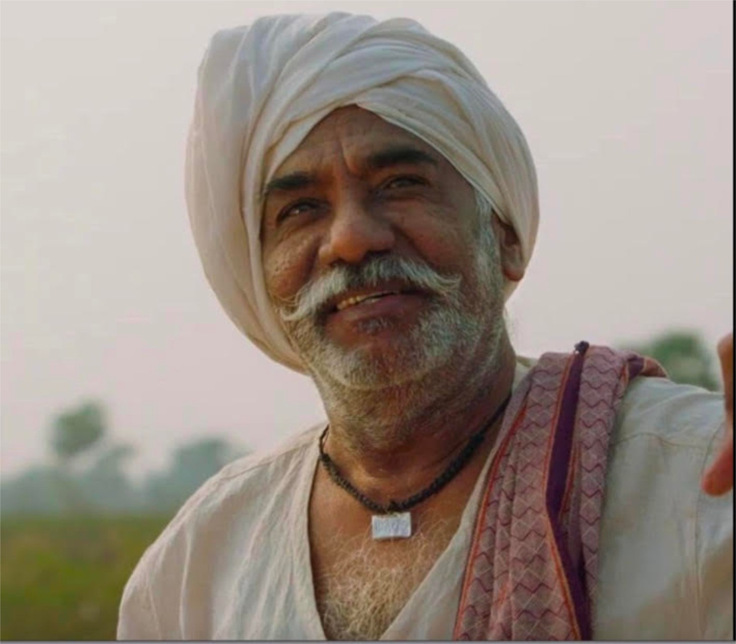 「コムライヤ爺さんのお葬式」場面写真