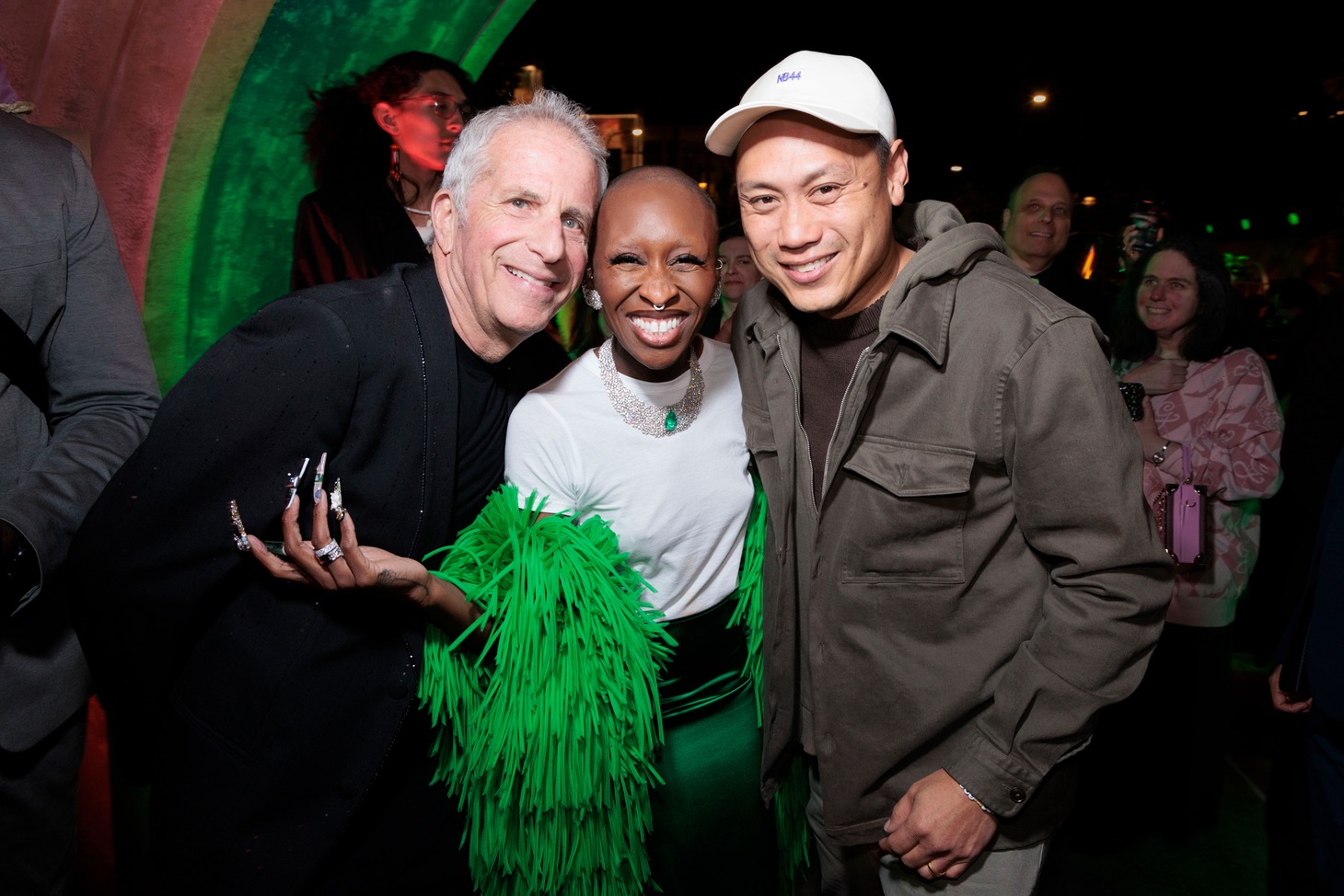 左から製作のマーク・E・プラット、出演者のシンシア・エリヴォ、監督のジョン・M・チュウ