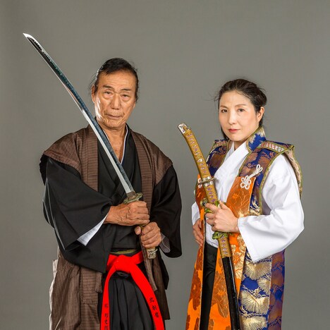 左から林邦史朗、山野亜紀