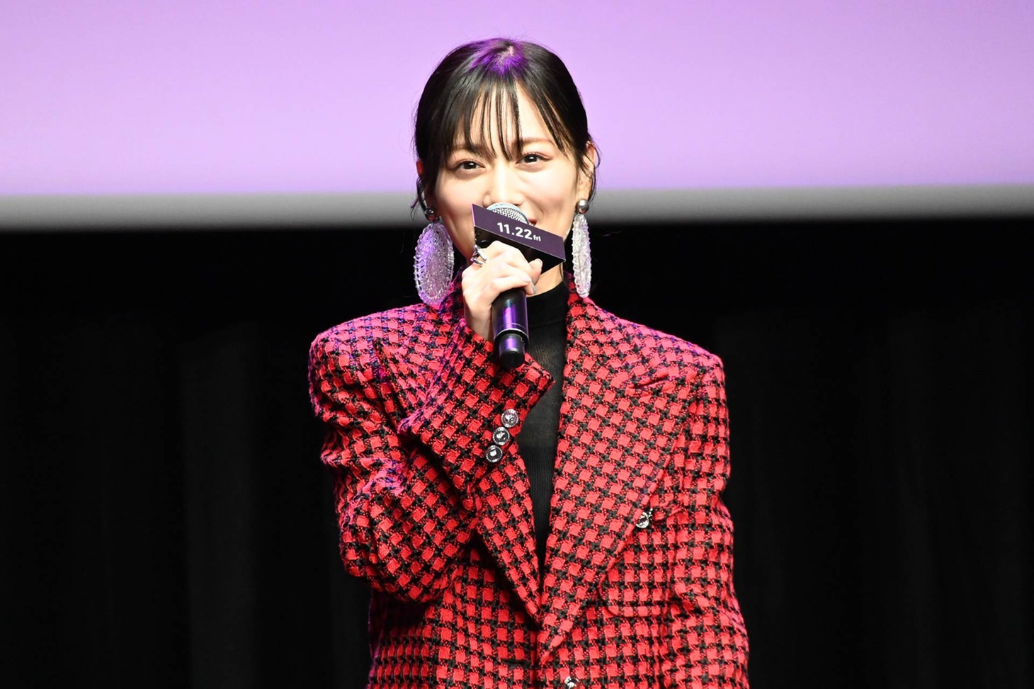 山下美月