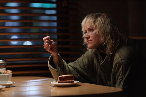 「神は銃弾」場面写真