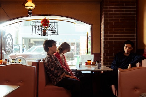 「オアシス」新場面写真