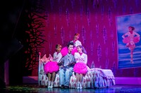 「エドワード・シザーハンズ ダンスバージョン」場面写真（Photo by Kaasam Aziz）