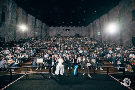 「雨の中の慾情」舞台挨拶の様子