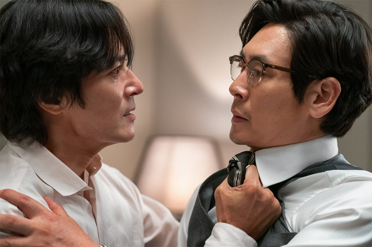 家族会議が最悪の晩餐に…ソル・ギョング×チャン・ドンゴン「満ち足りた家族」予告