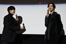 左から高杉真宙、清水尋也