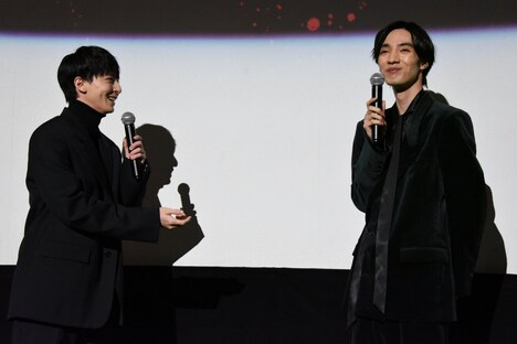 左から高杉真宙、清水尋也