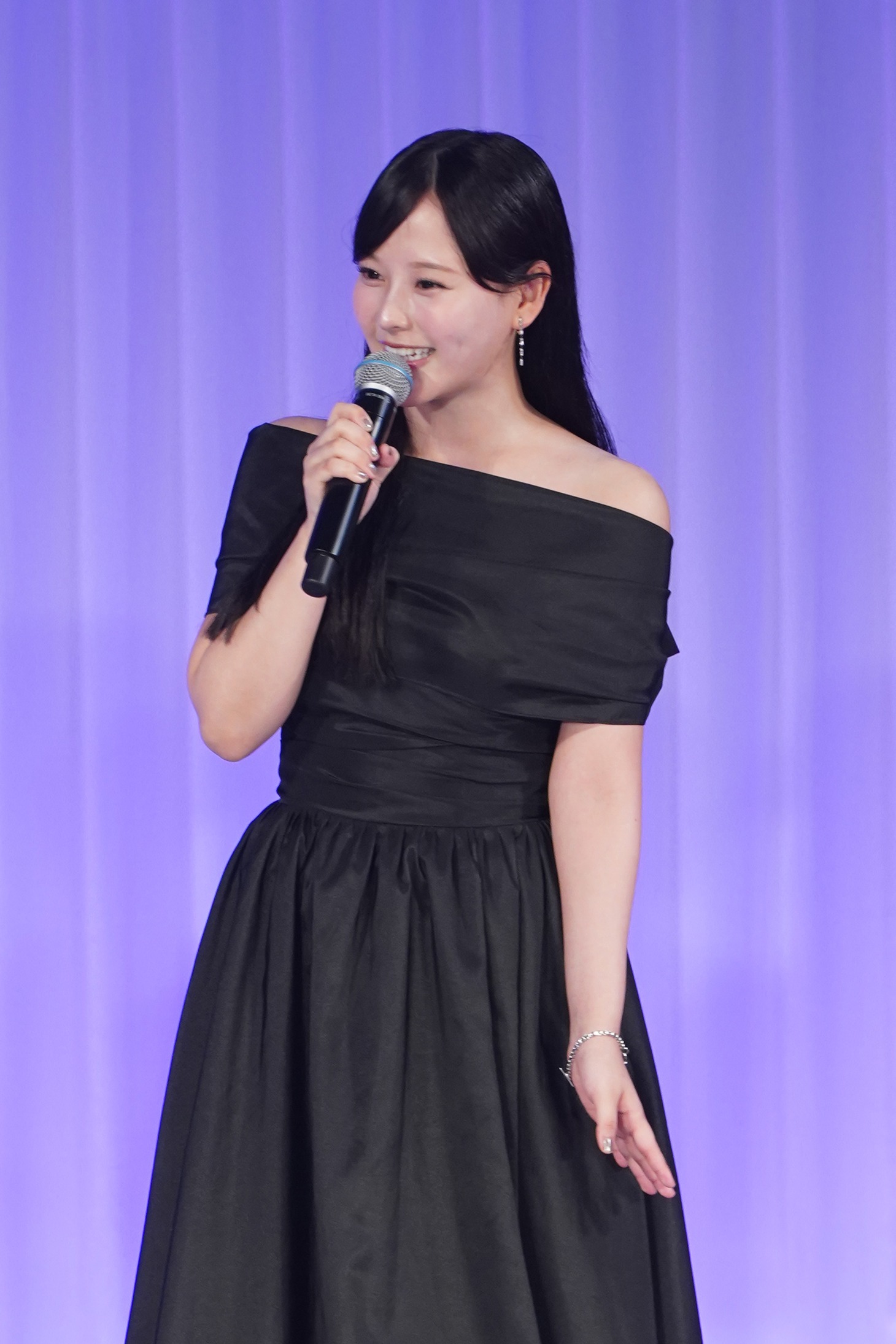 齊藤なぎさ