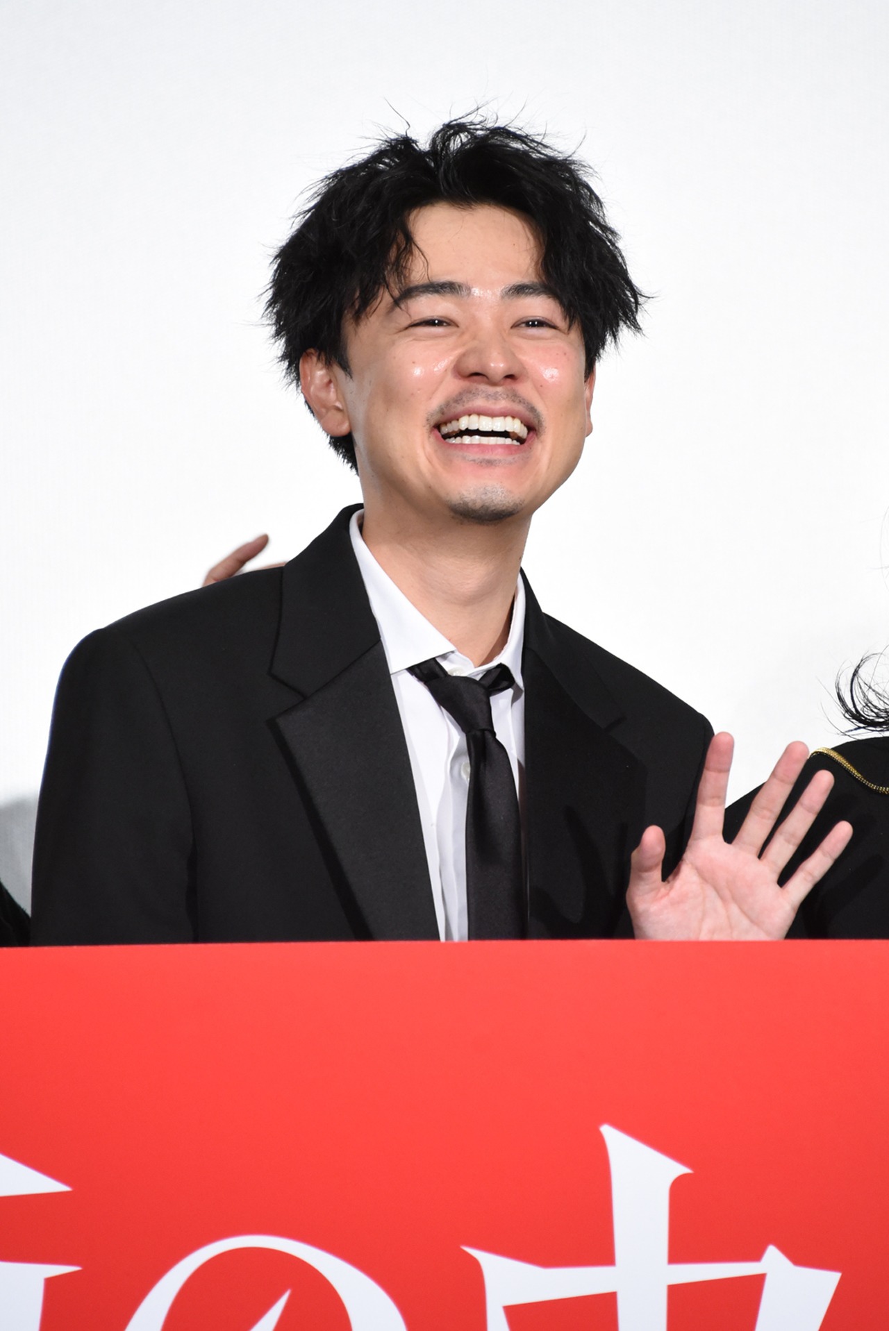 「雨の中の慾情」プレミア上映より、成田凌