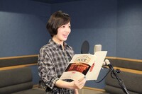 テレビアニメのアフレコに臨む伊原六花