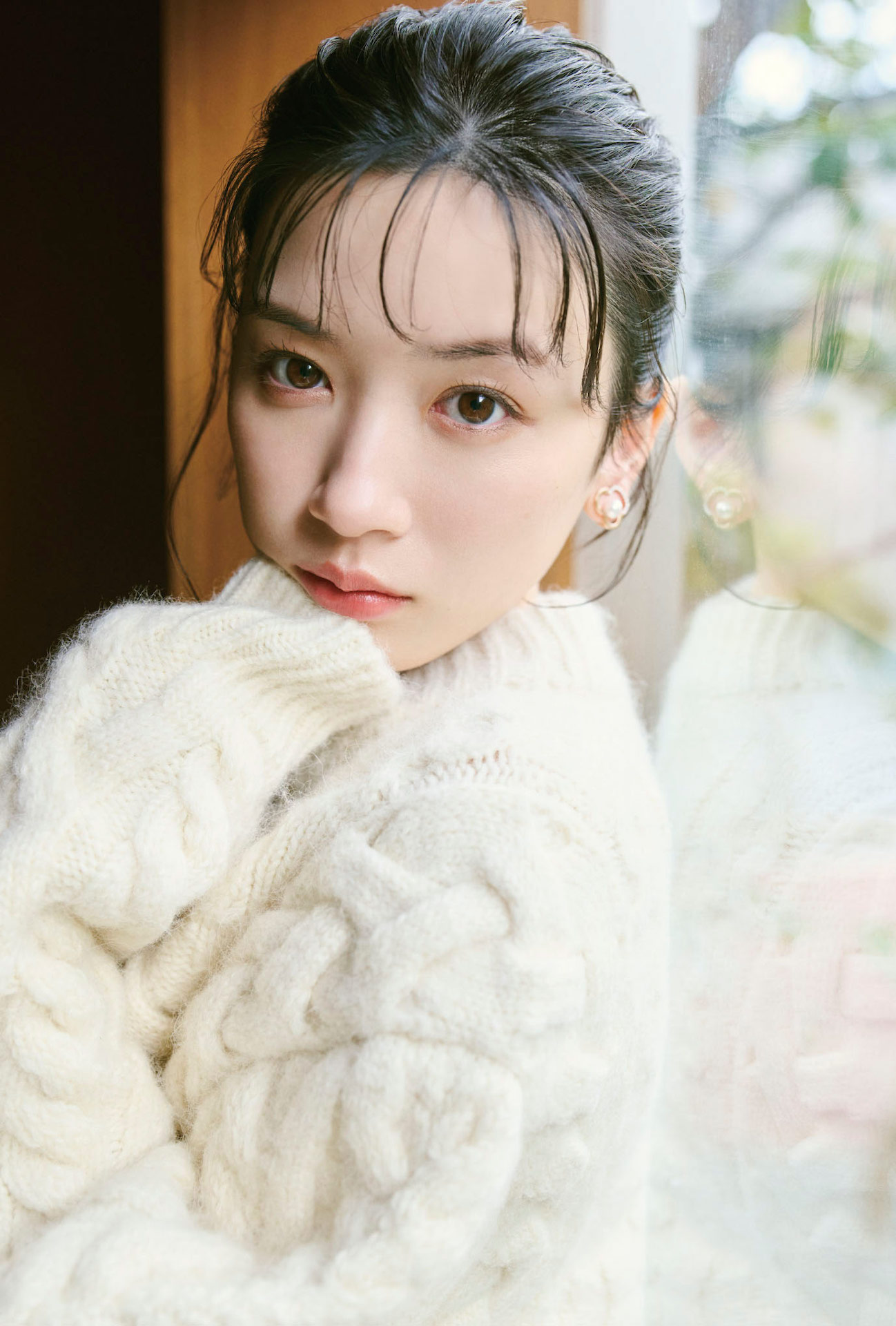 「永野芽郁オフィシャルカレンダー2025」特典のフォトカード（MAILIVIS）