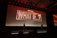 「ディズニー・コンテンツ・ショーケース2024」で、「ホワット・イフ…？」Season3を紹介する様子