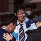 チョ・ジヌンが血の付いた顔でにっこり、イ・ソンミンはお茶目にピース「対外秘」舞台裏