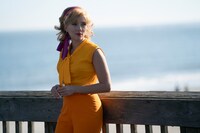 「フライ・ミー・トゥ・ザ・ムーン」場面写真