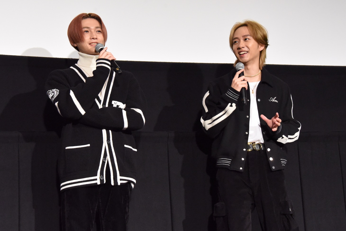 左から八木勇征、中村海人