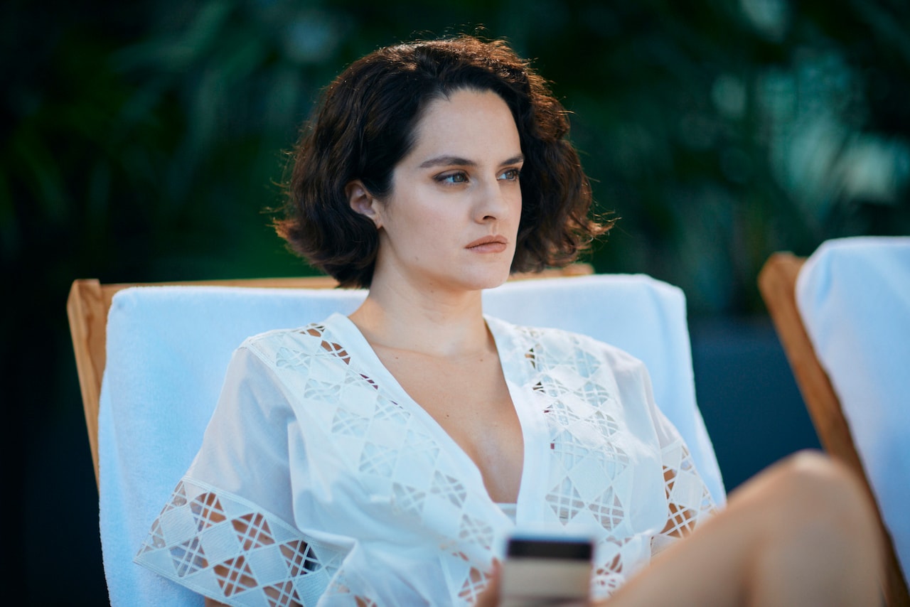 ノエミ・メルラン、ウィル・シャープ、ナオミ・ワッツら捉えた「エマニュエル」場面写真