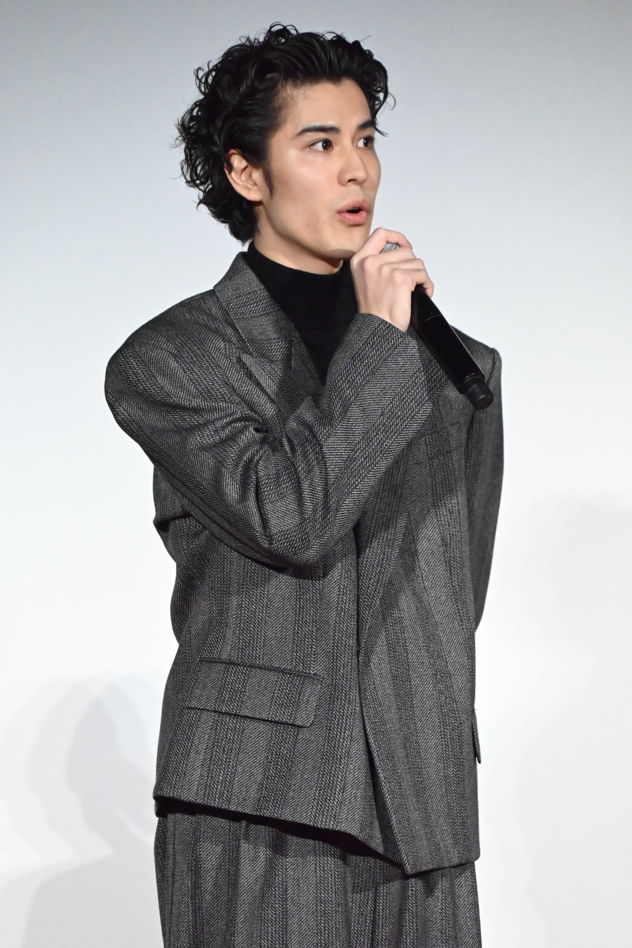 寛一郎