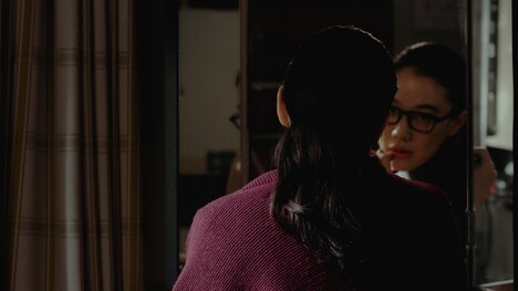 Netflixシリーズ「阿修羅のごとく」より、蒼井優演じる三女・滝子