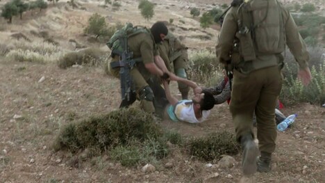 「ノー・アザー・ランド 故郷は他にない」新場面写真