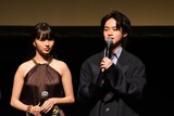 第16回TAMA映画賞授賞式より、左から中西希亜良、越山敬達