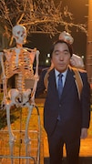 「Toshio-free-Wi-Fi」より、謎の骨屋を演じる本多力